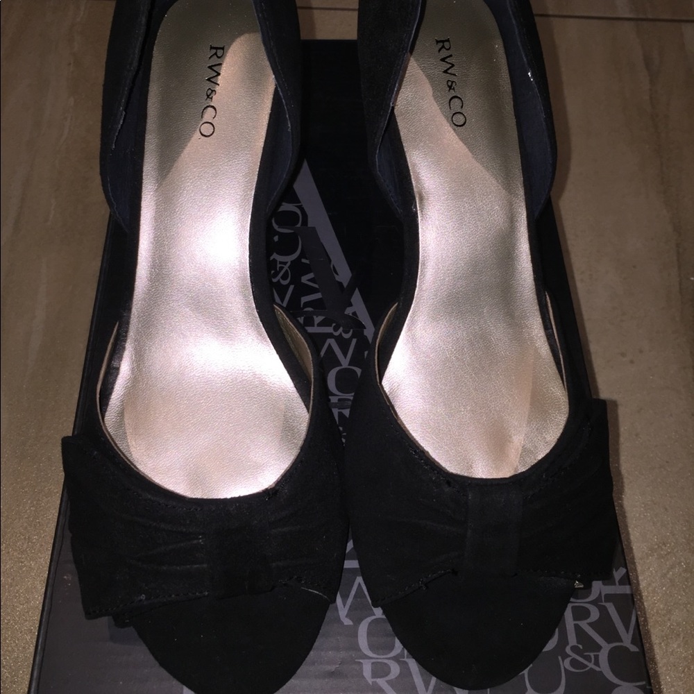 RW & Co high heels